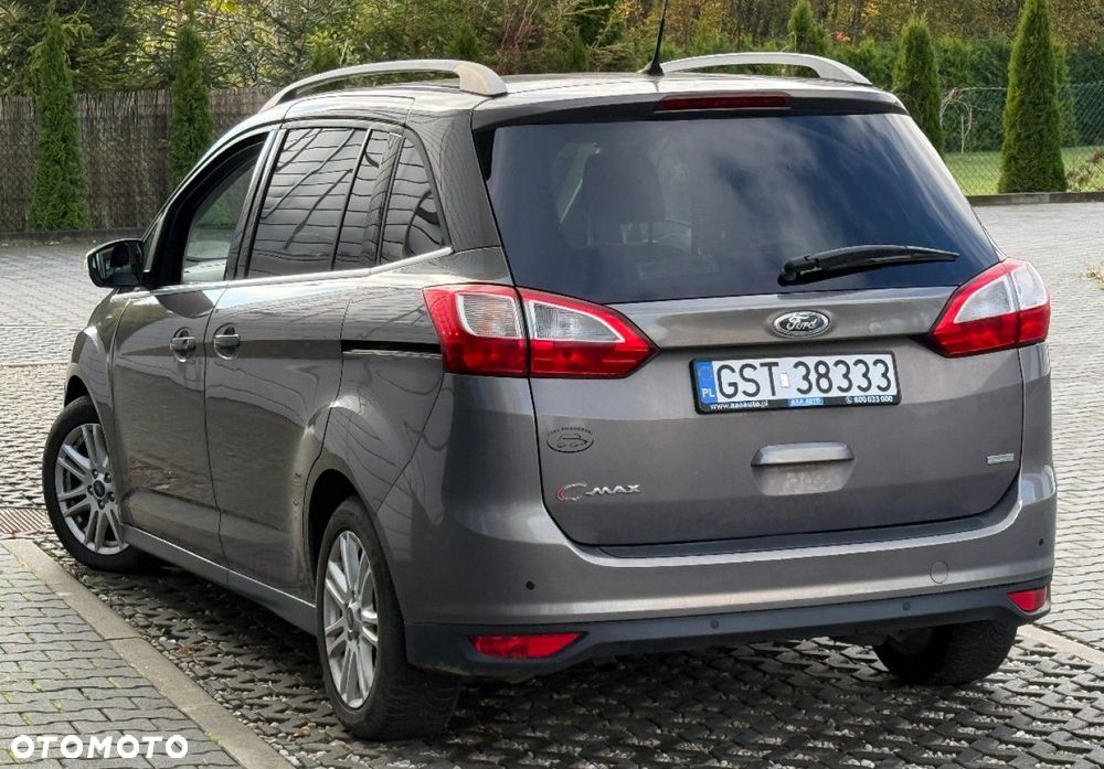 Ford Grand C-MAX - 28