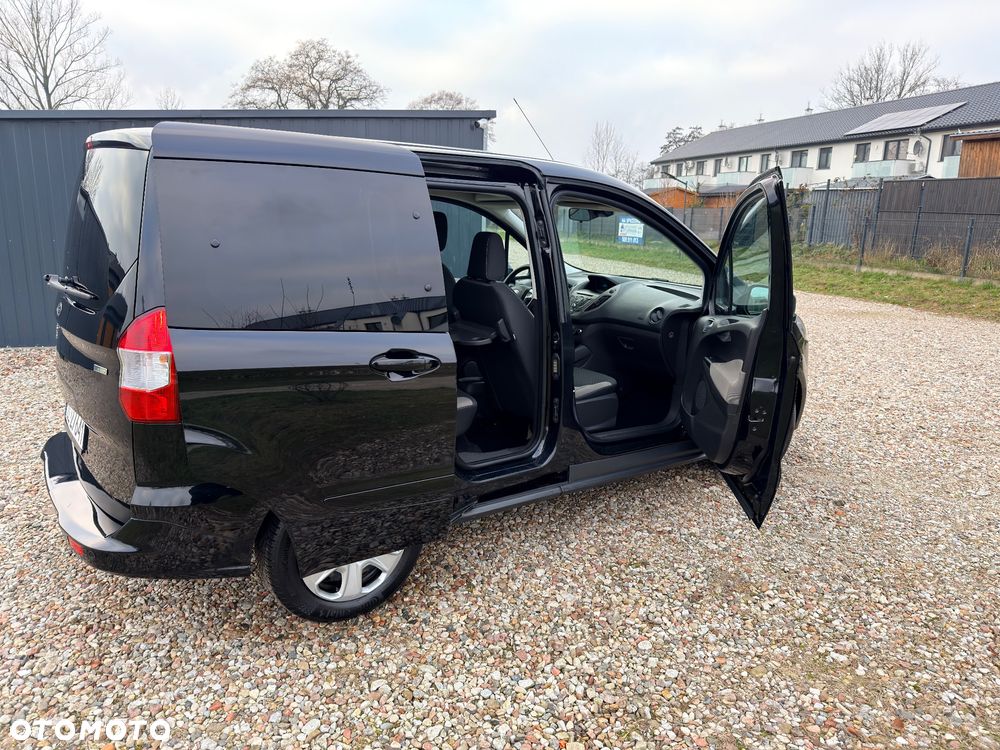 Ford Tourneo Courier 1.0 EcoBoost Titanium - 28
