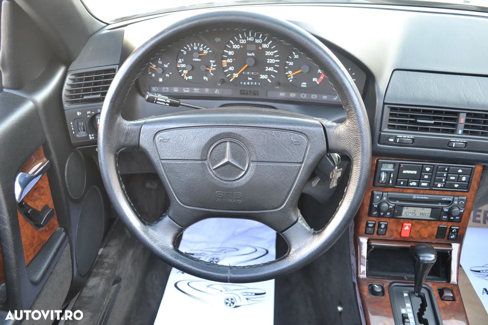 Mercedes-Benz SL - 10