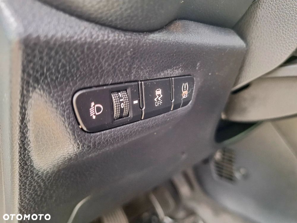 Kia Picanto 1.0 Business Line Plus - 28