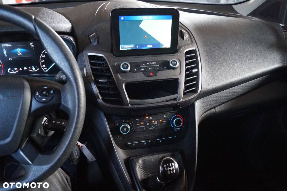 Ford Transit Connect - 17