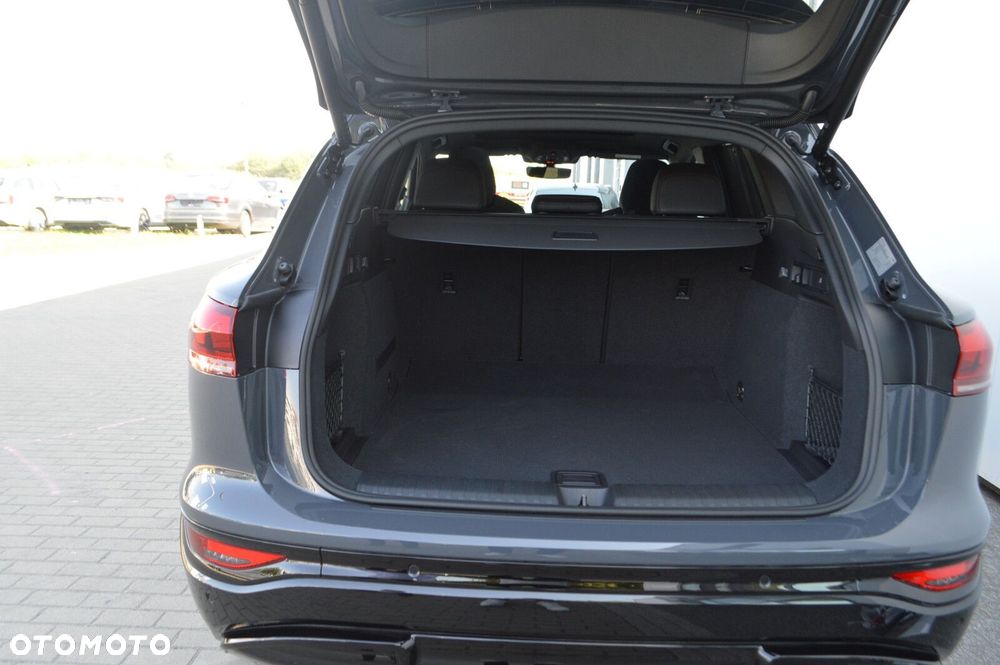 Audi Q6 e-tron - 15