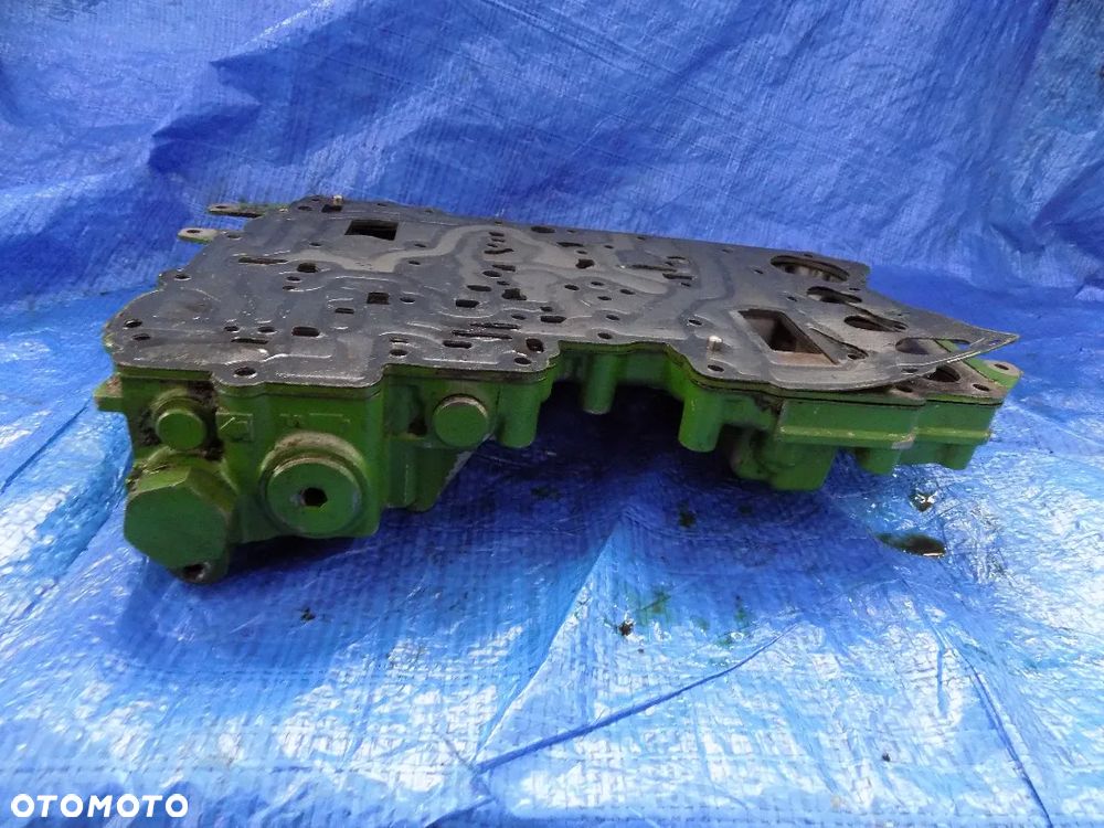 obudowa skrzyni biegów r116769 john deere 6300 6100 6200 6400 - 6