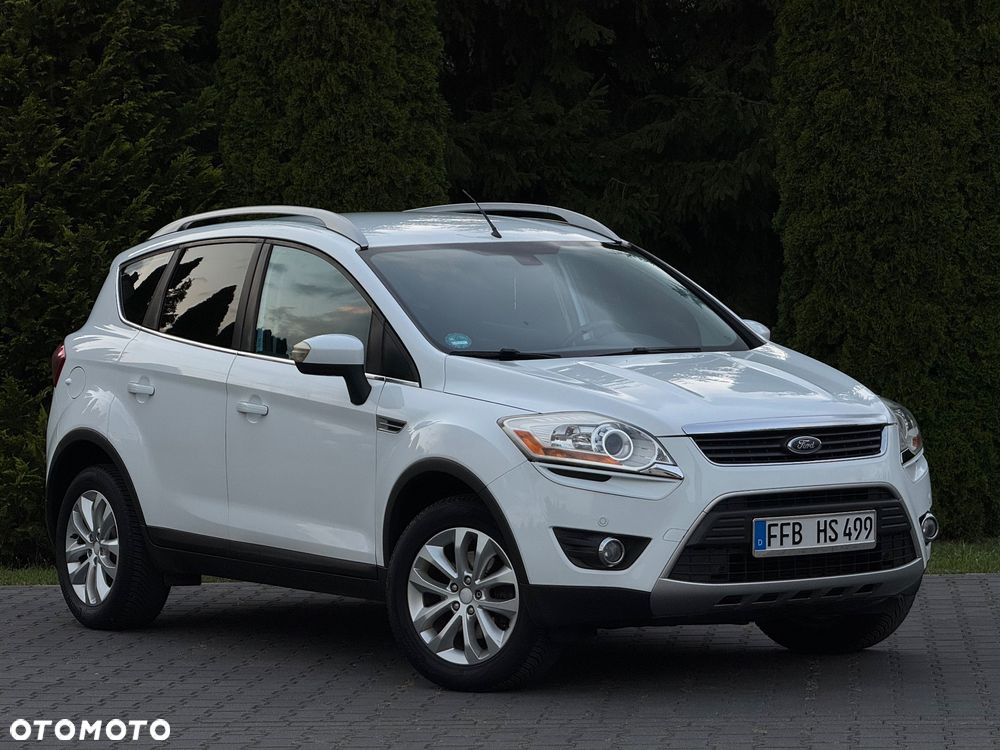 Ford Kuga 2.0 TDCi 2x4 Titanium - 30