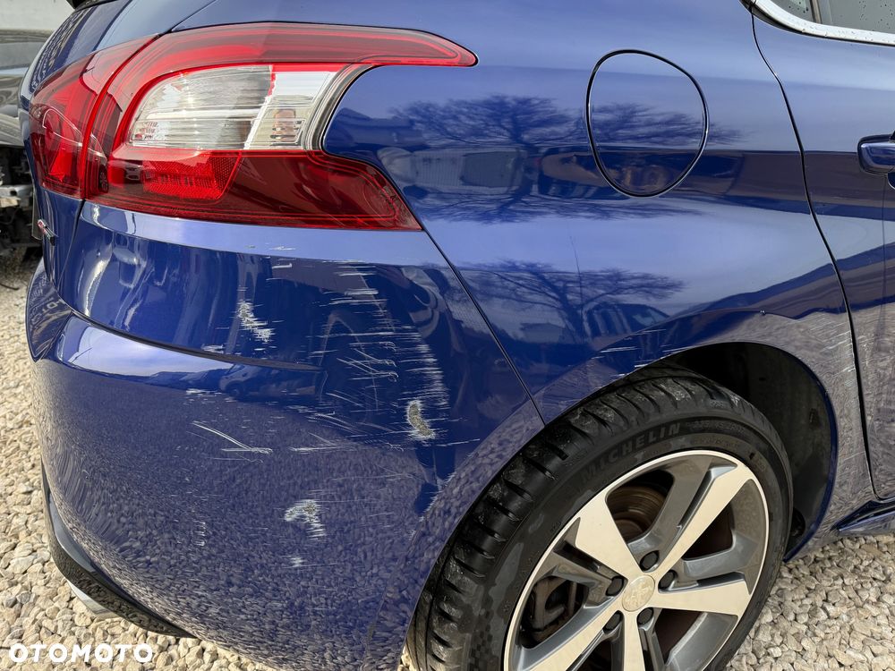 Peugeot 308 - 24