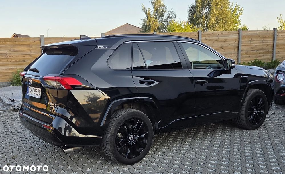 Toyota RAV4 2.5 Hybrid Black Edition by JBL 4x4 - 3