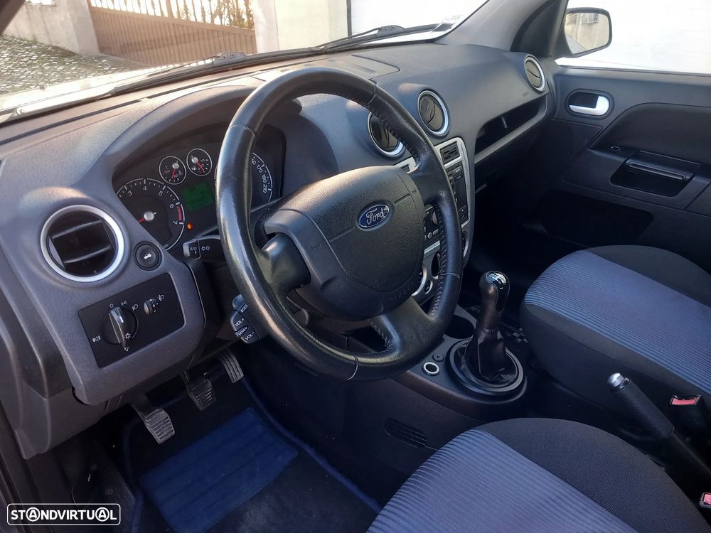 Ford Fusion 1.25 X-Trend - 13