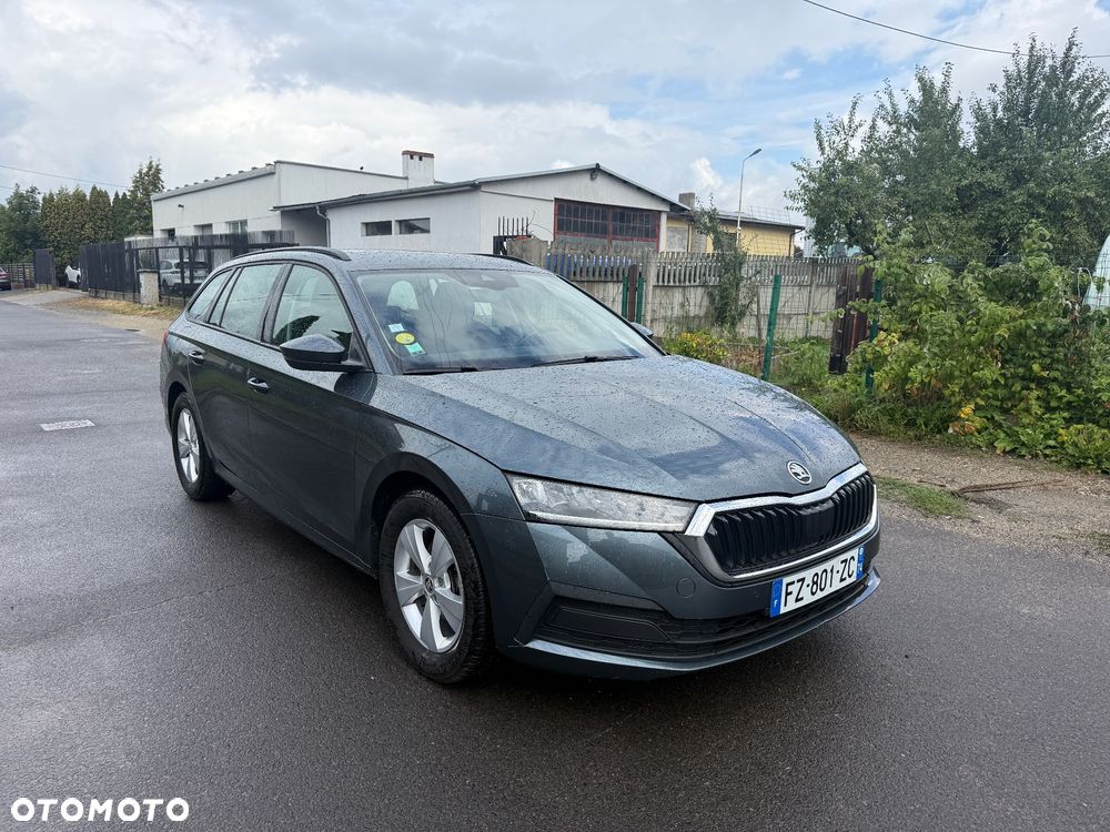 Skoda Octavia 2.0 TDI SCR Style DSG - 1