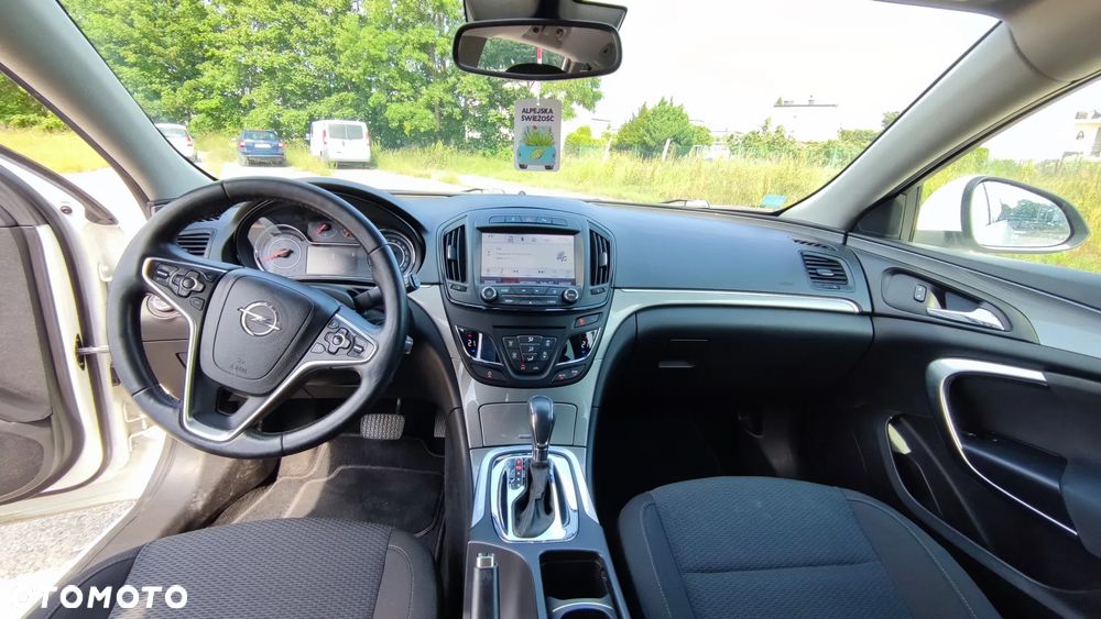 Opel Insignia - 19