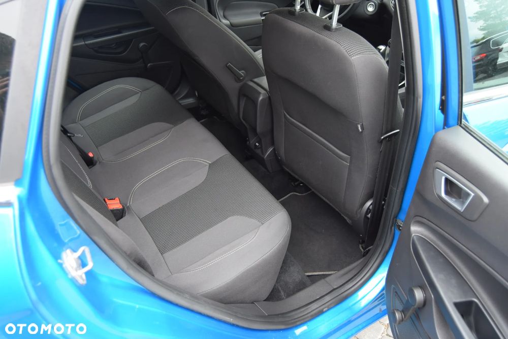 Ford Fiesta 1.5 TDCi Celebration - 17
