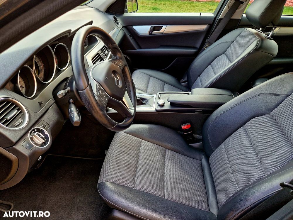 Mercedes-Benz C 180 CGI BlueEFFICIENCY Avantgarde - 8