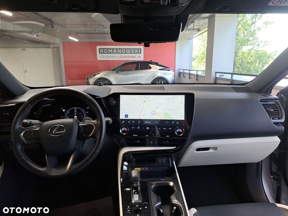 Lexus NX 350h Omotenashi AWD - 16