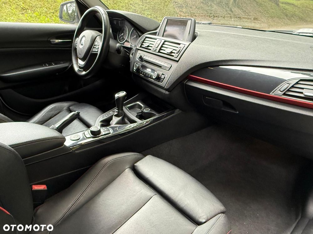 BMW Seria 1 118i Sport Line - 20