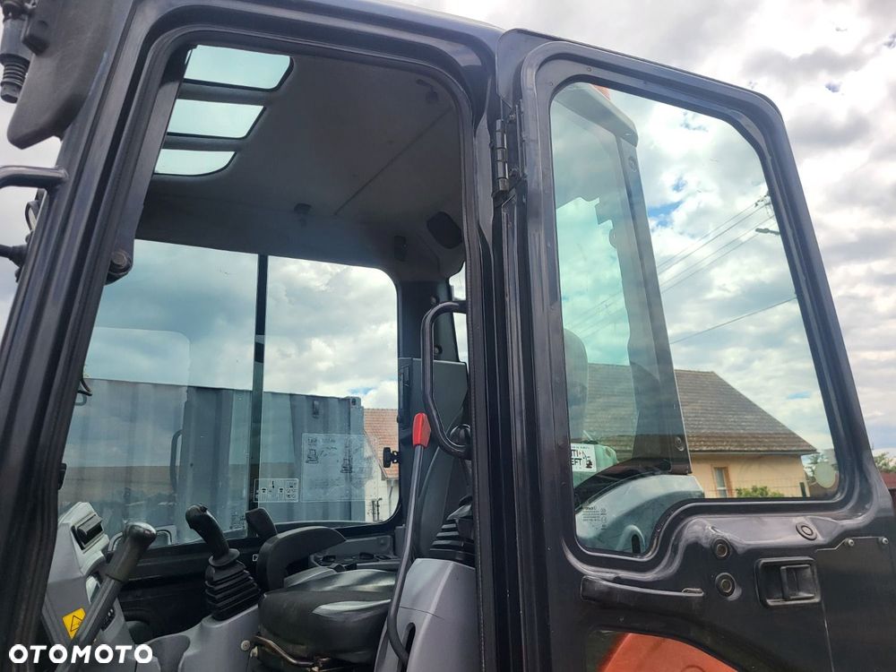 Kubota U55-4 - 9