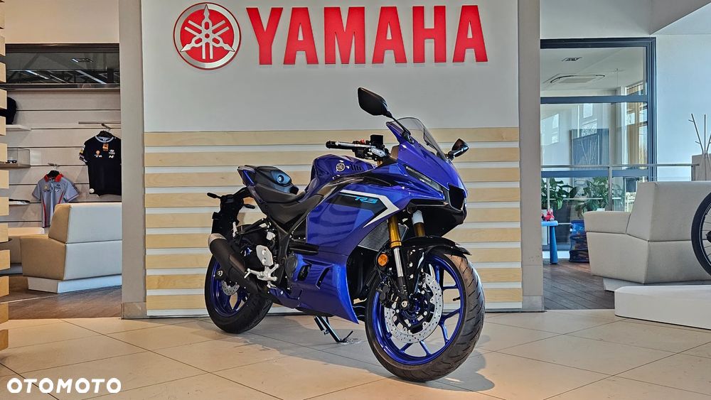 Yamaha R3 - 12