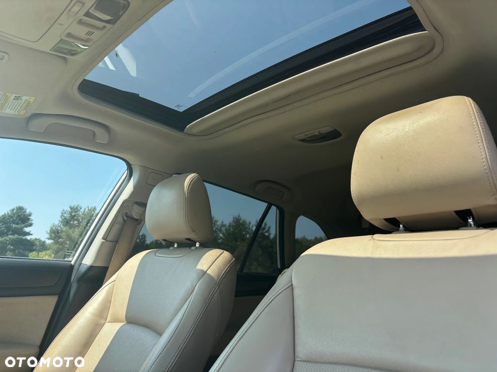 Subaru Outback 3.6 R Exclusive Navi - 6