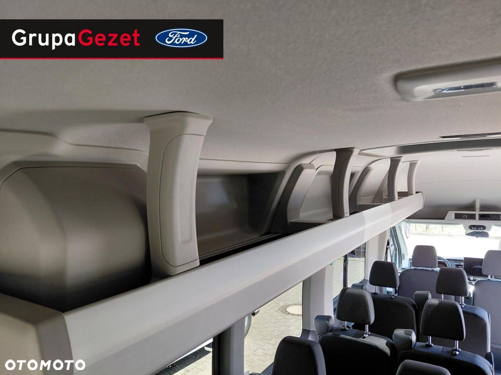 Ford Transit - 22