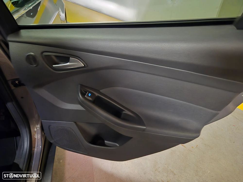 Ford Focus 1.5 TDCi Titanium - 43