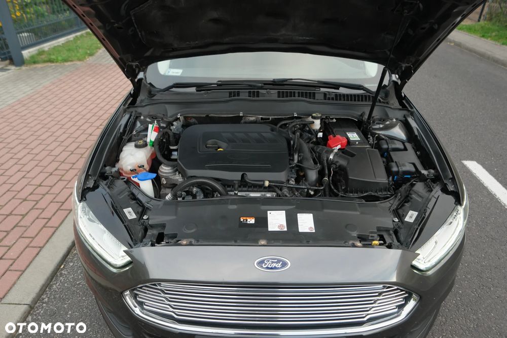 Ford Mondeo - 35