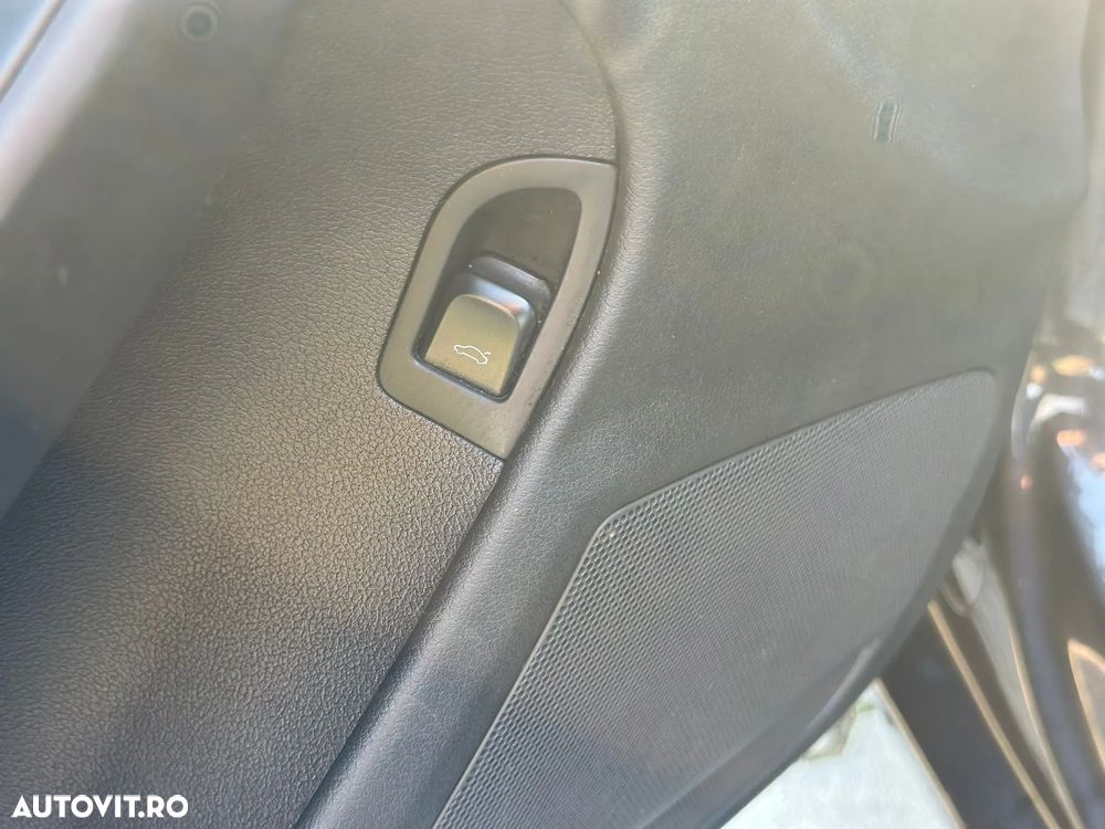 Audi A4 2.0 TDI B8 - 21