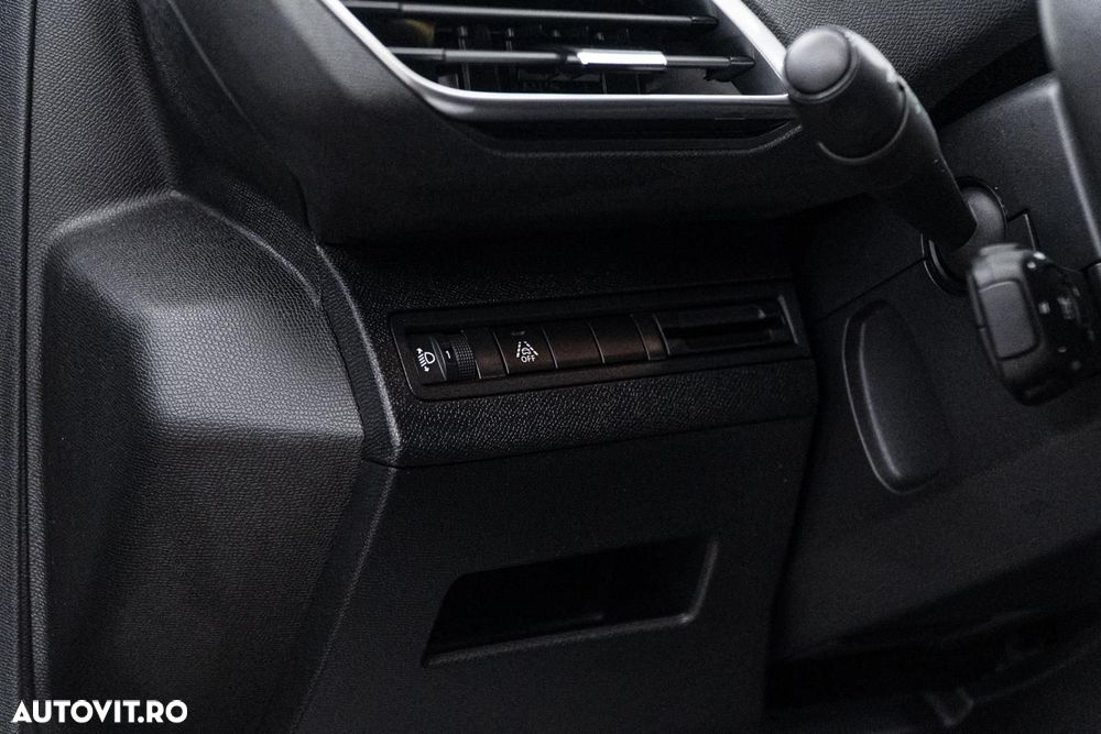 Peugeot 3008 PureTech 130 Stop & Start Allure - 25