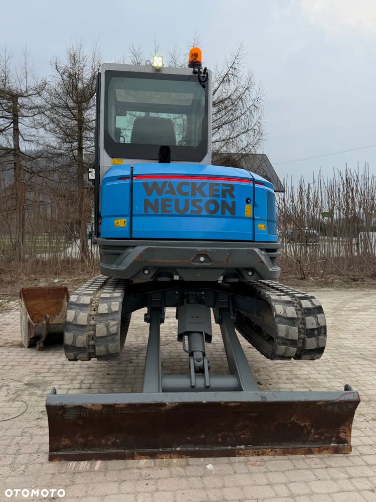 Wacker Neuson EZ50 Koparka Gąsienicowa 5,5 Tony. 2022 rok. 1400 mtg. Jak Nówka z salonu! ani deka luzów czy wycieków! Pochodzi z Gospodarstwa Norweskiego! Aktualne serwisy DEKRA BMWT. 2 łyżki. Silnik PERKINS 4 cyl. 52km. Maszyna Full wypasiona! Bogata wersja Norweska! Klima. Radio Usb. Szybkozłącze Hydrauliczne. OKAZJA. Pełny Oryginał historia do sprawdzenia w Wacker autoryzowany! - 23