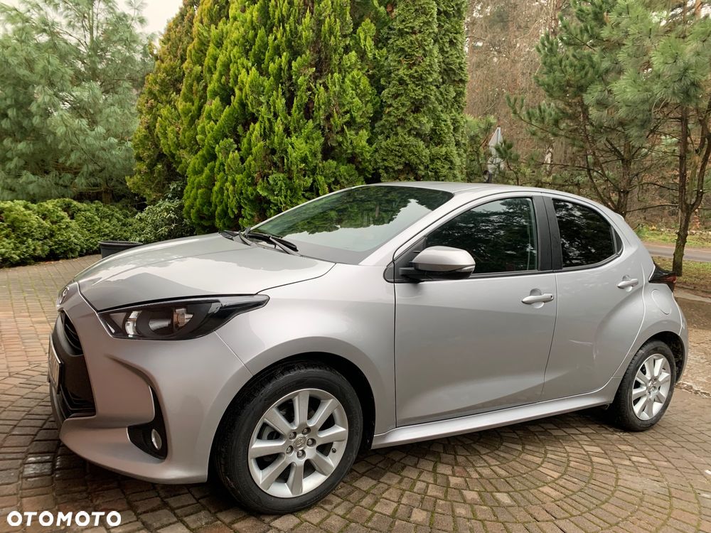Toyota Yaris 1.5 Comfort - 25