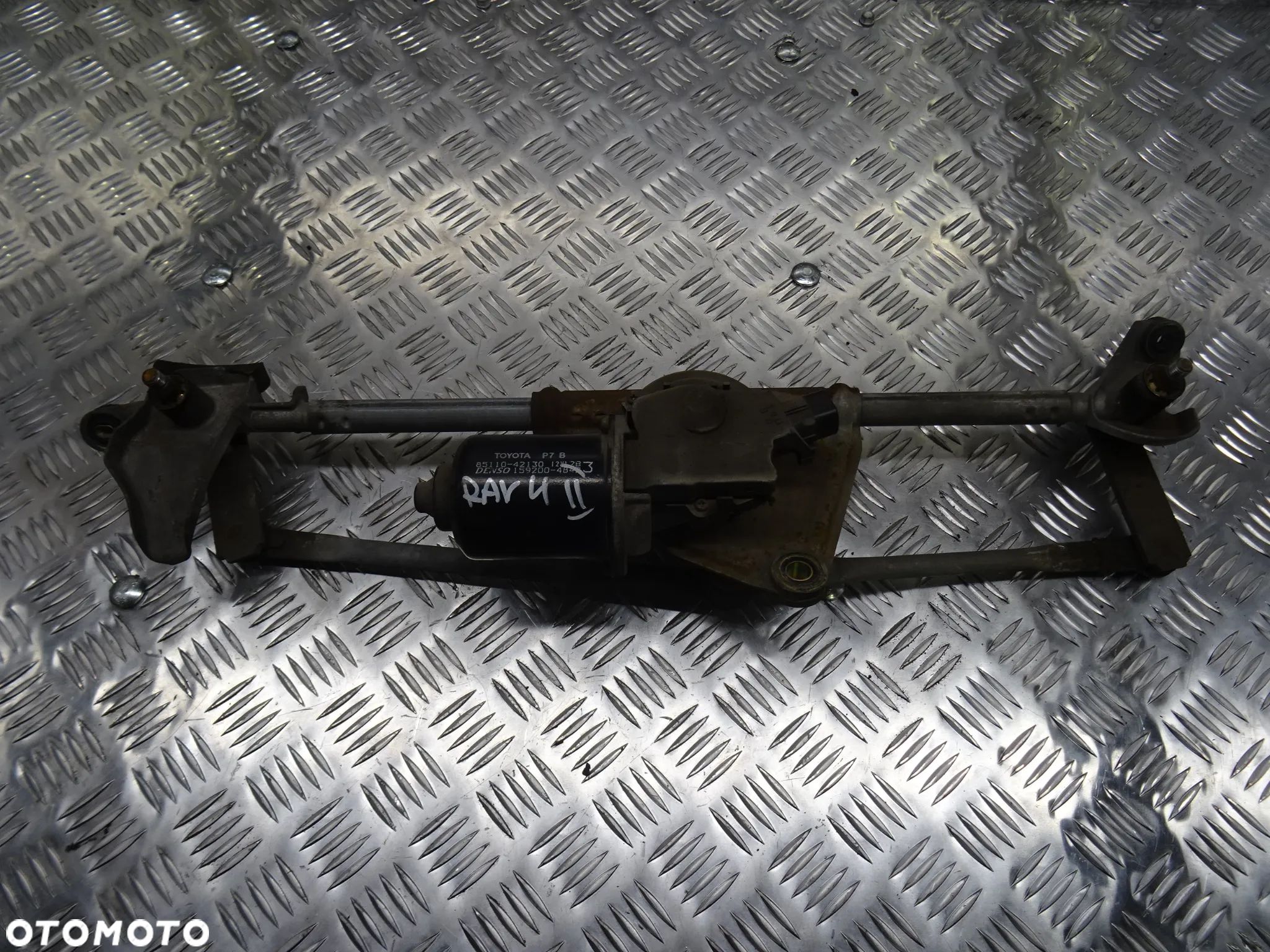 TOYOTA RAV4 II 00-03 2.0 B MECHANIZM WYCIERACZEK - 1