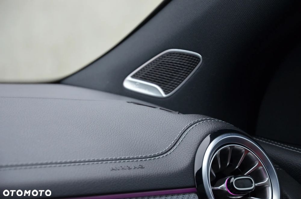 Mercedes-Benz GLA AMG 35 4-Matic - 28