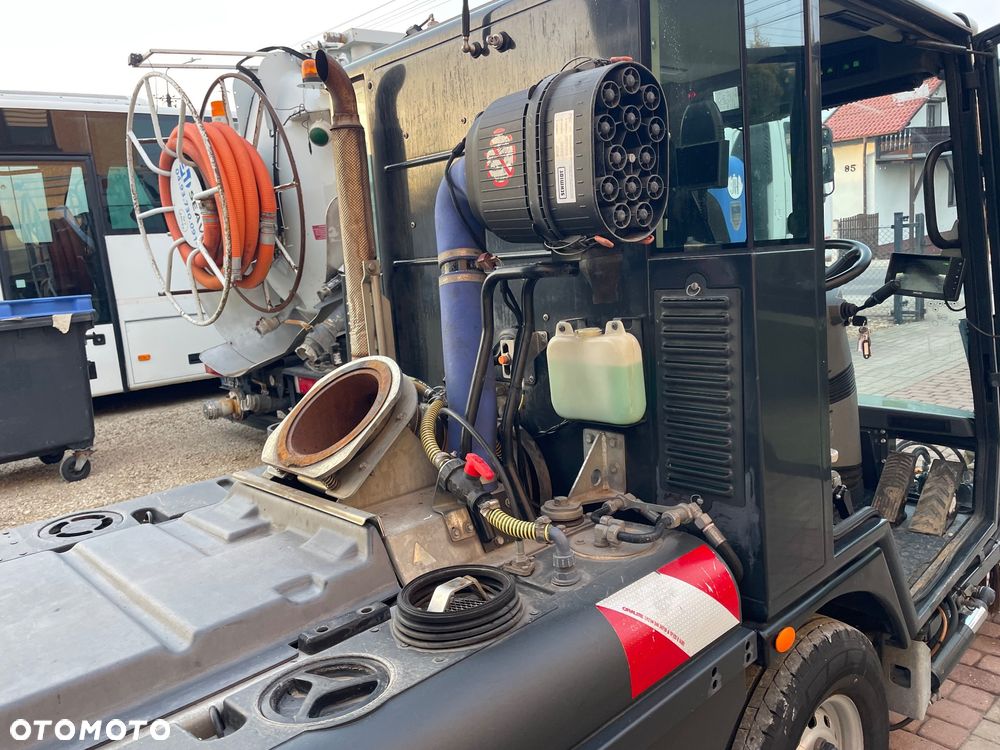 Schmidt Swingo Compact CS 256   200 + Zamiatarka drogowa  zamiatarka chodnikowa uliczna  Swingo 200 +    Super stan 2019 rok - 36