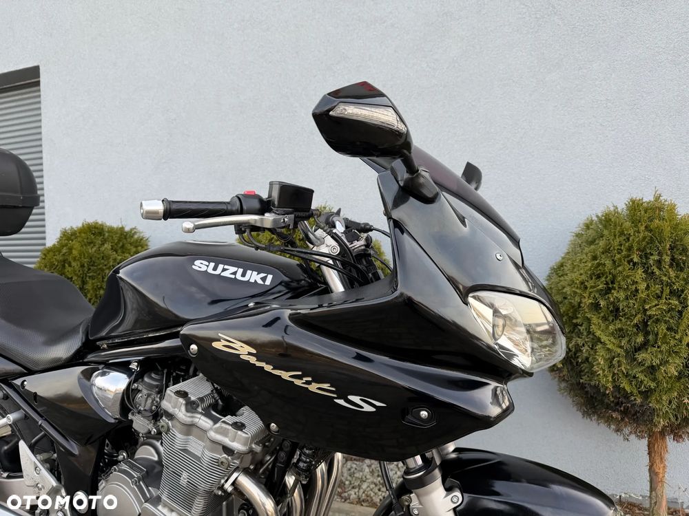 Suzuki Bandit - 10