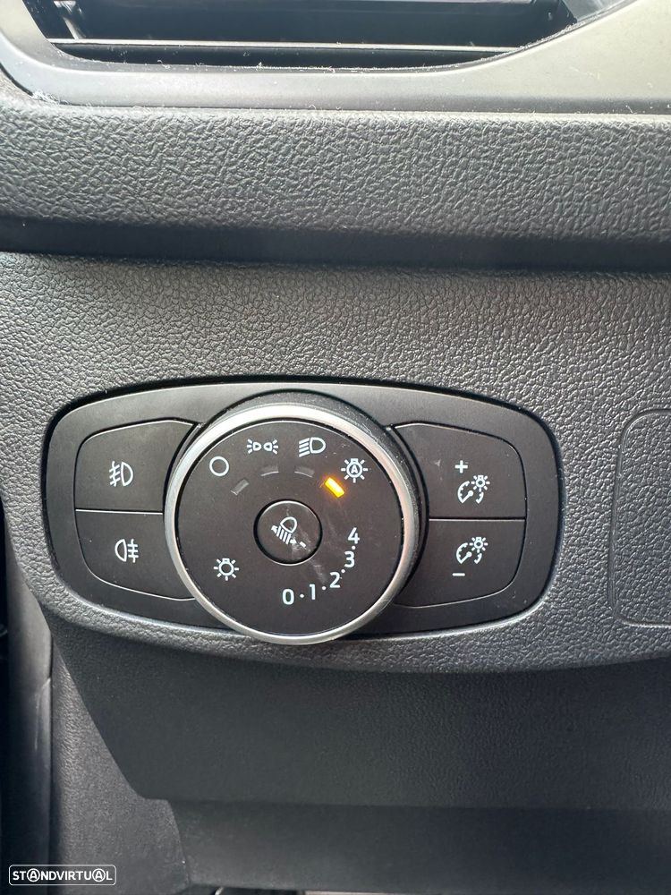 Ford Focus 1.0 EcoBoost MHEV ST-Line - 9