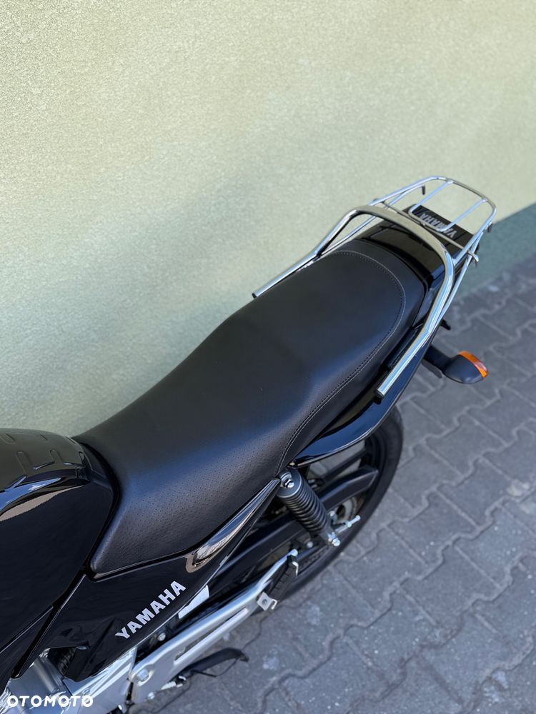 Yamaha YB - 33