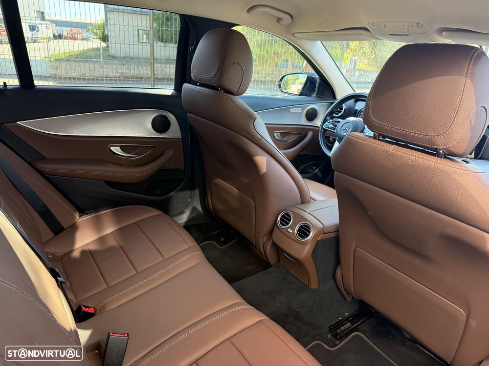 Mercedes-Benz E 300 de Avantgarde - 23