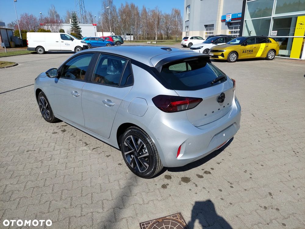 Opel Corsa 1.2 Edition S&S - 3