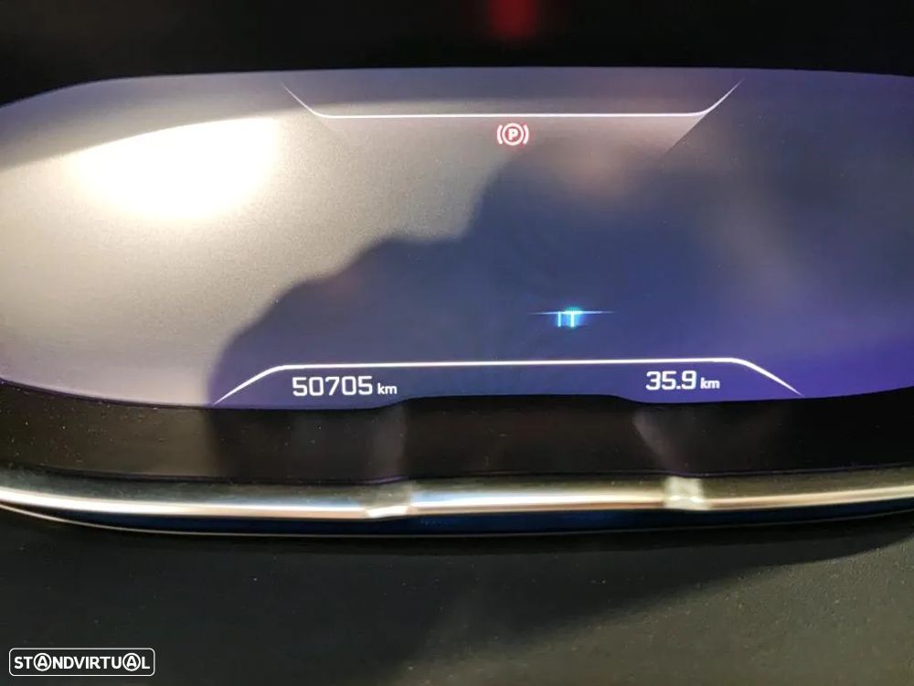 Peugeot 3008 1.5 BlueHDi GT EAT8 - 6