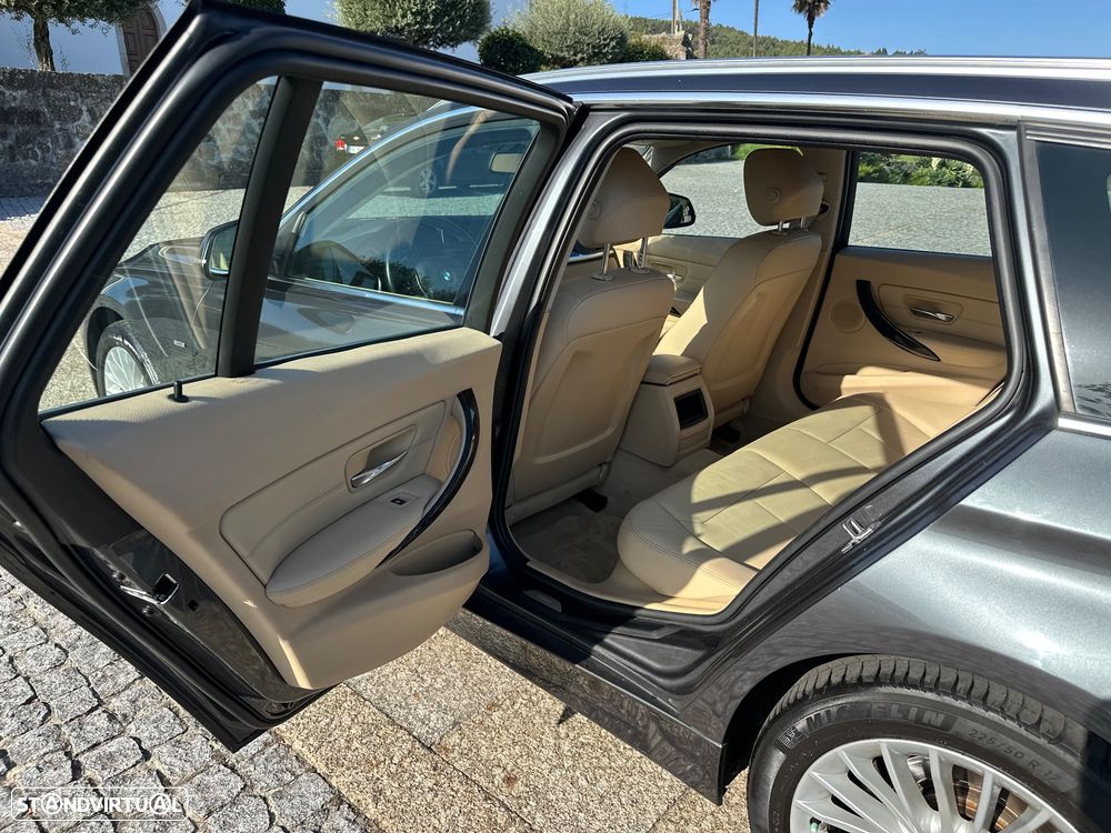 BMW 320 d Auto Line Luxury - 24