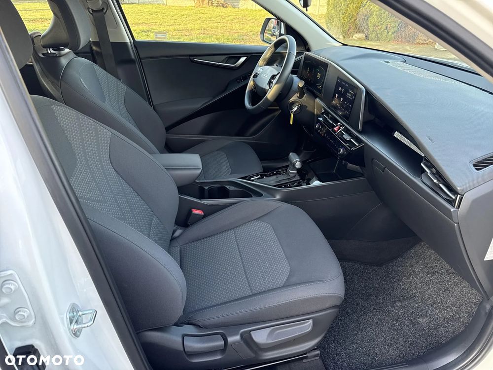Kia Niro 1.6 GDI Hybrid M - 27