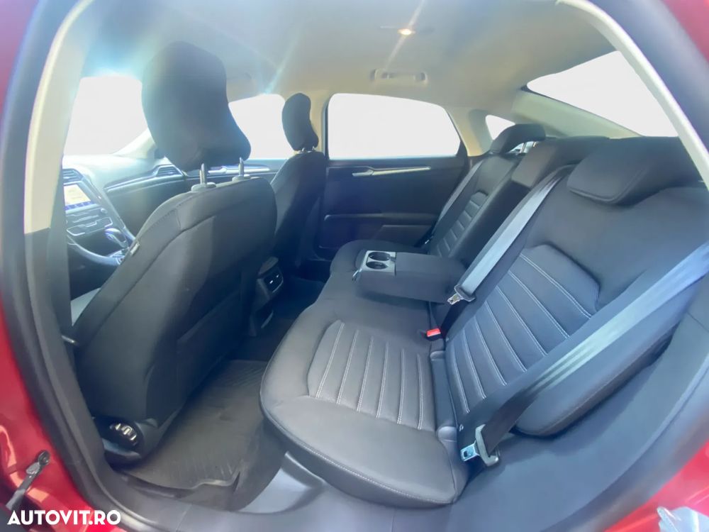 Ford Mondeo 2.0 HEV Trend - 6