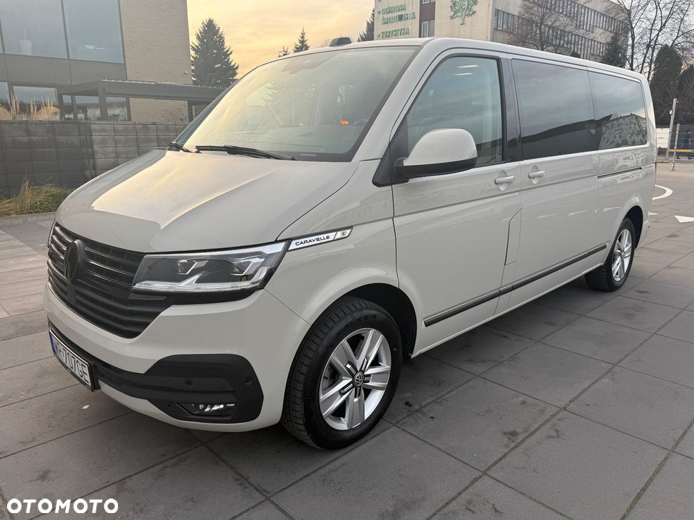 Volkswagen Caravelle 2.0 TDI L2 Highline 4Motion DSG - 2