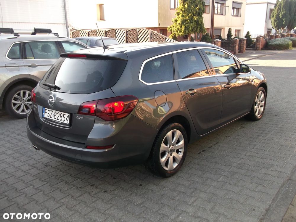 Opel Astra 2.0 CDTI Automatik Exklusiv - 4