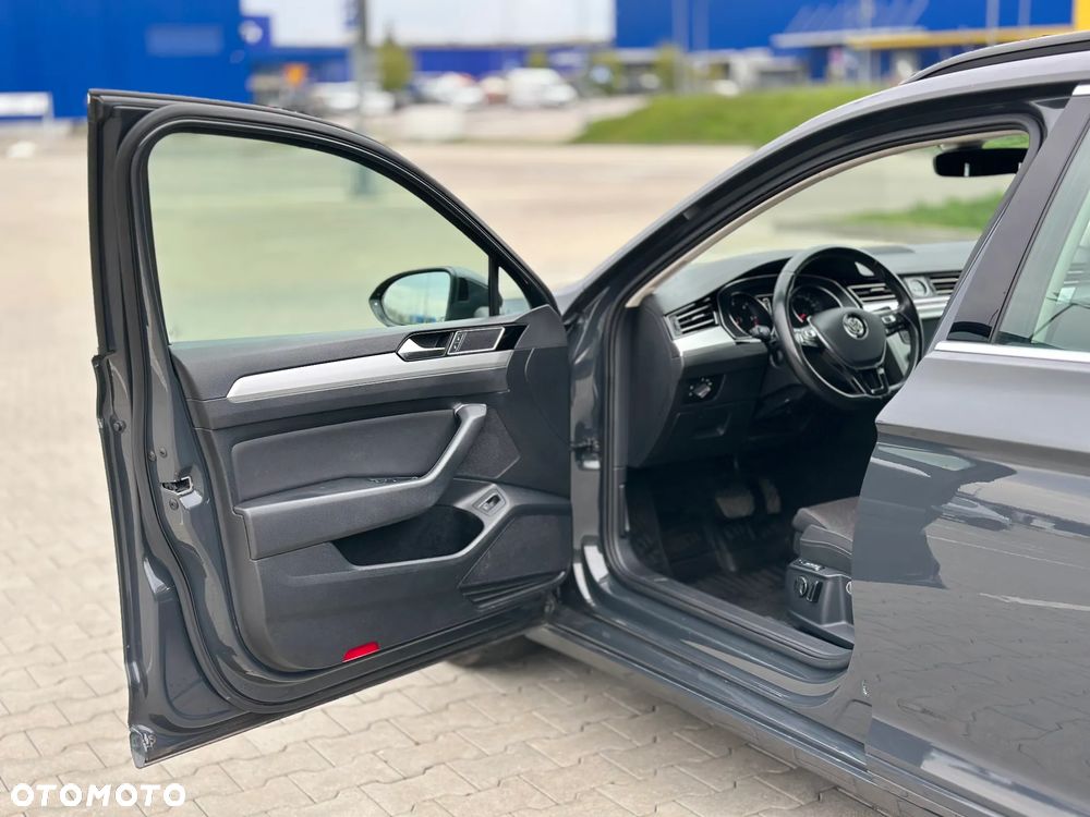 Volkswagen Passat 1.6 TDI (BlueMotion Technology) DSG Comfortline - 16