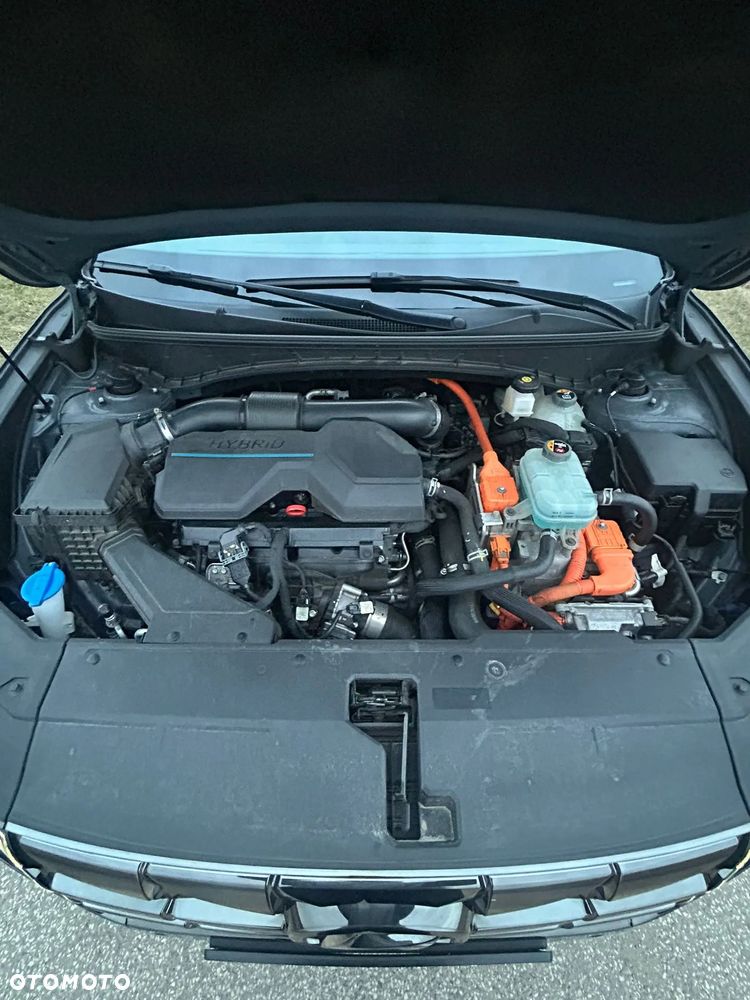 Hyundai Tucson 1.6 T-GDi HEV Platinum 2WD - 17