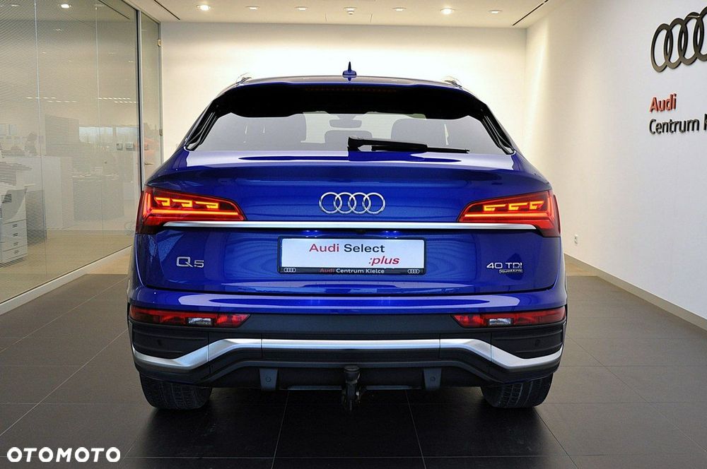 Audi Q5 Sportback - 4