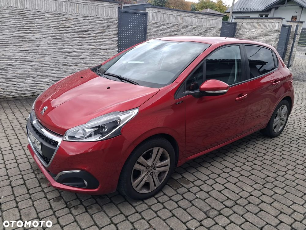 Peugeot 208 1.2 PureTech GPF Signature S&S - 1