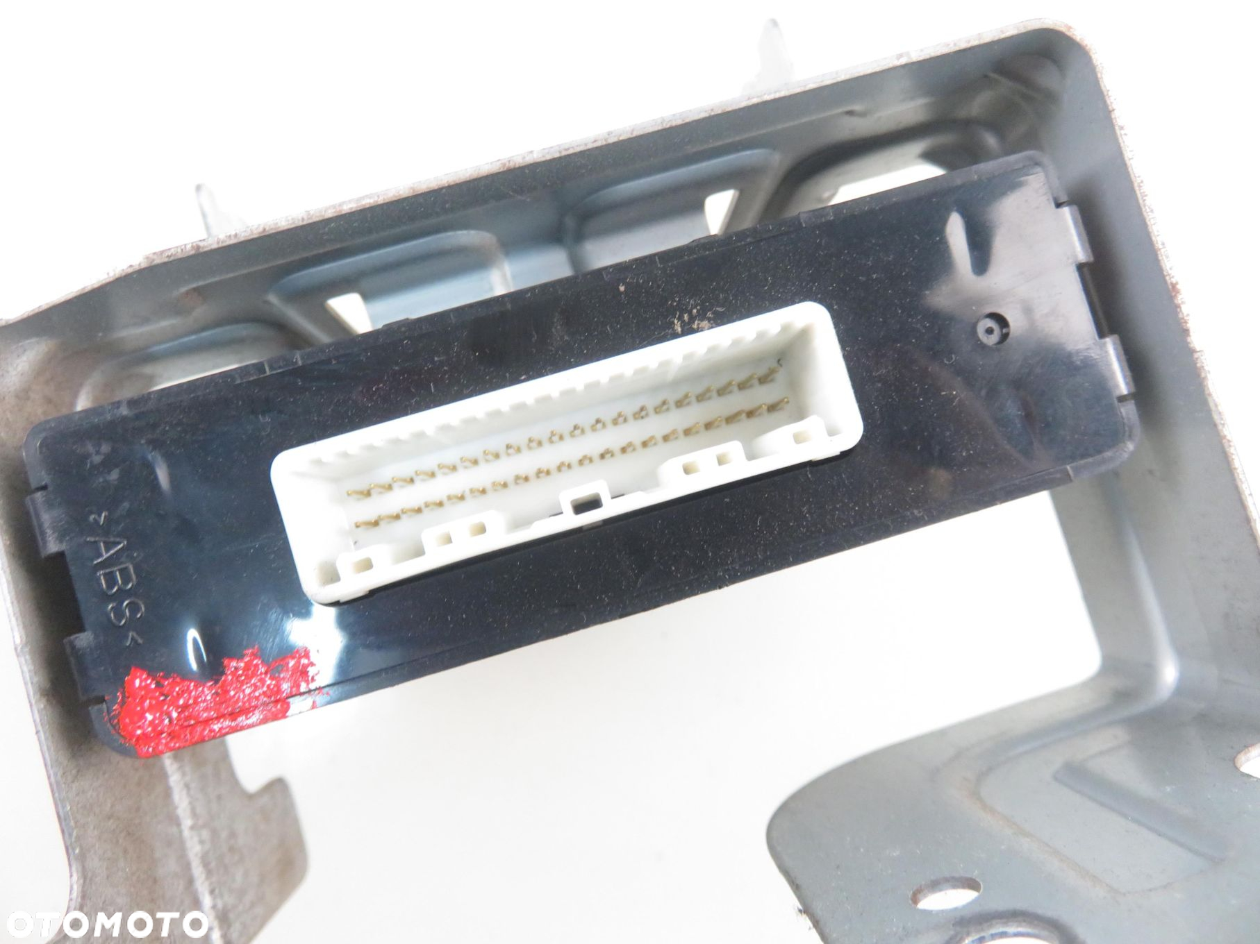 MODUŁ KEYLESS MITSUBISHI OUTLANDER II (CW_W) 2.2 DI-D 4WD - 4HN 8637A336 - 4