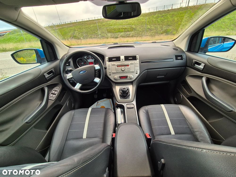 Ford Kuga 2.0 TDCi 2x4 Titanium - 7