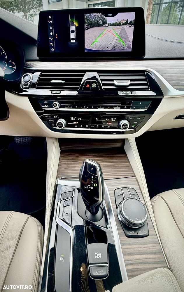 BMW Seria 5 520d xDrive AT - 7