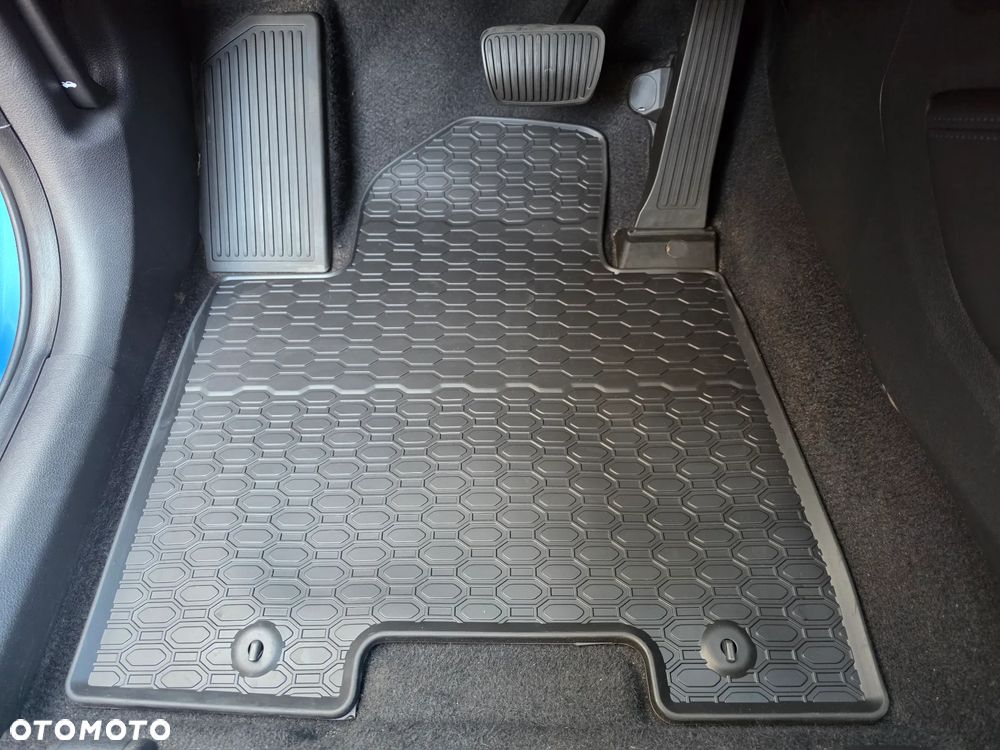 Hyundai Tucson blue 1.7 CRDi 2WD DCT Premium - 27