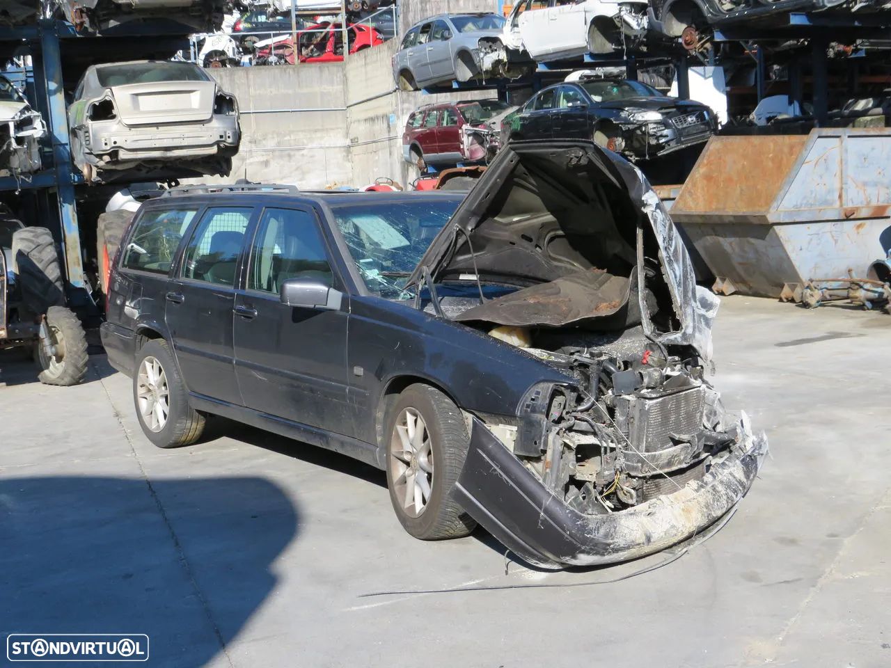 Volvo V70 I 2.5 TDI (140cv) de 1997 - Peças Usadas (8132) - 1